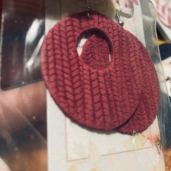 Leather Earrings - Picture 11 of 14